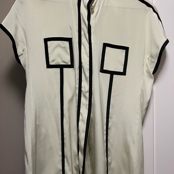 Auth - emporio armani - size small light shirt - Picture 3 of 3